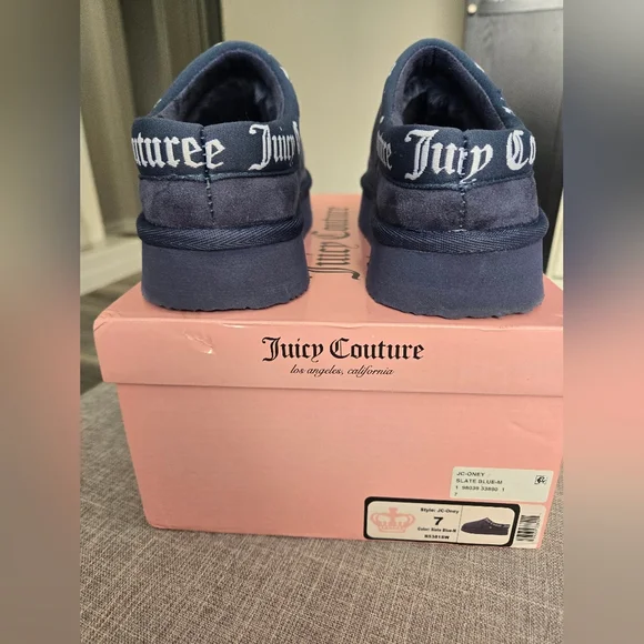 Juicy Couture Navy Suede Platform Slip-On Sneakers - Picture 7 of 9